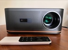 Projector HAPPRUN 4K mini Projector 2000 ANSI Lumen Native 1080P WiFi Bluetooth