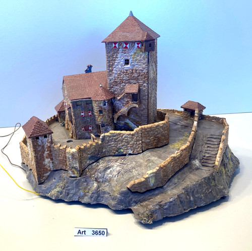 Kibri 37304 escala N, castillo Branzoll, 1:160, también se puede utilizar para H0 como fondo | Condition: Gebraucht