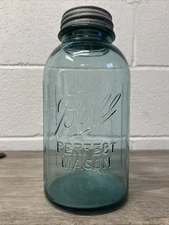 Vintage Blue Ball Ribbed Perfect Mason Jar with Zinc Lid in Good Condition #9