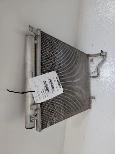 Condensador de aire acondicionado KIA OPTIMA 2011 12 13 14 2015 VIN 6 octavo dígito turbo  Foto 4 de 4