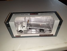 Nib 164 White International Ih 8600 Rollback Tow Truck Speccast