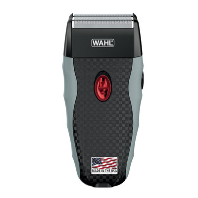 Wahl Bump-Free Rechargeable Foil Shaver with Hypoallergenic Titanium Cutters for