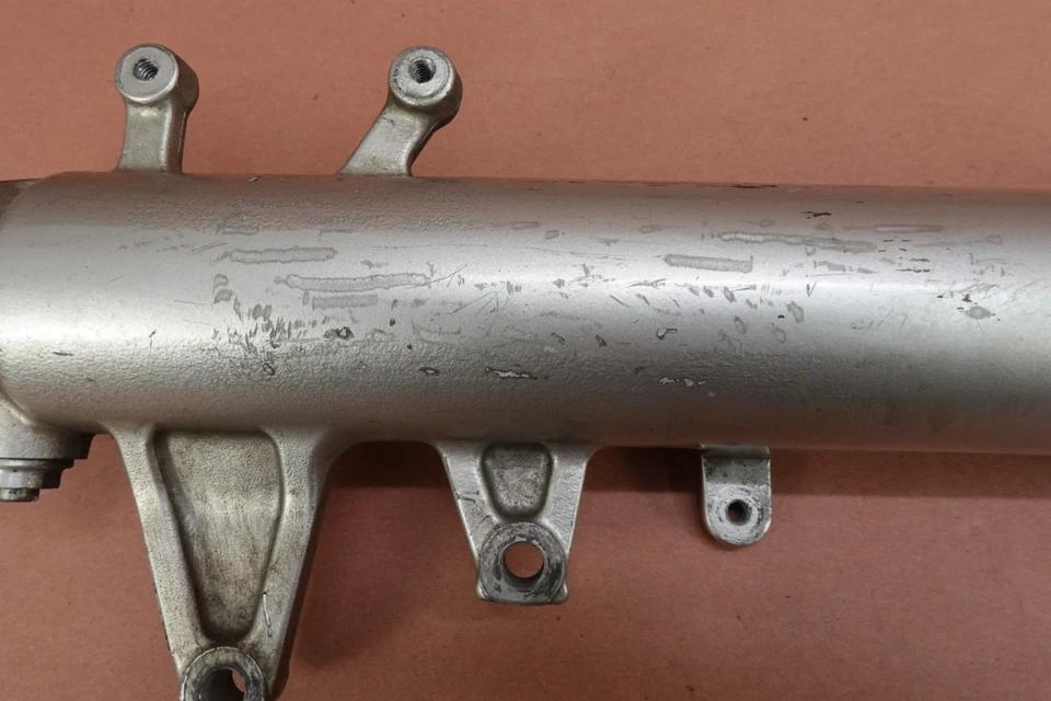 2001-2003 Suzuki GSXR 600 GSXR600 garfos dianteiros esquerdos tubo de choque - Imagem 2 de 4