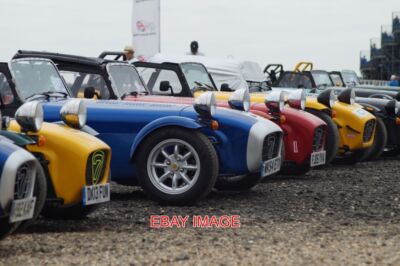 FOTO CATERHAM SUPER 7S AUSGESTELLT AUF DEM LOTUS 7 CLUB MONTAGEBEREICH.  SILVERST