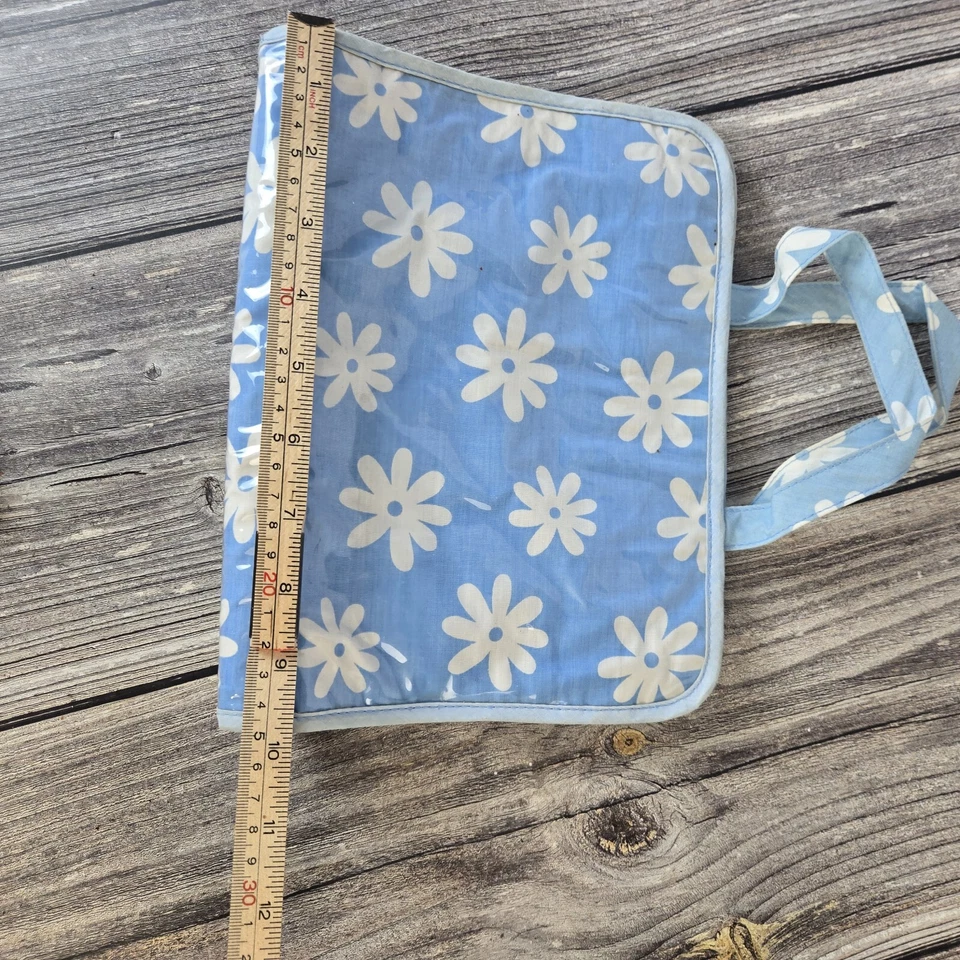 Avon Blue & White Flower Travel/Make Up Foldable Carry Case READ - Image 4 of 4