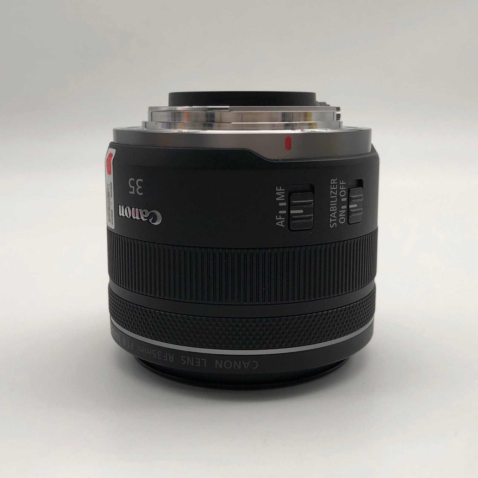 Canon RF 35mm f/1.8 IS STM