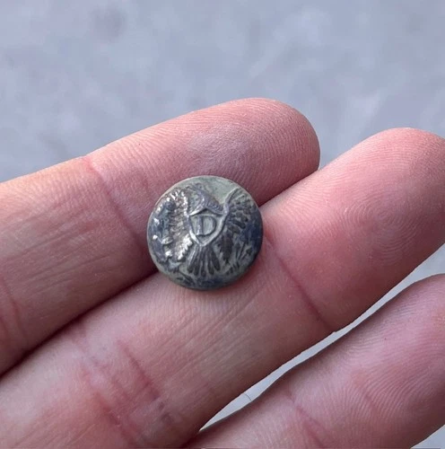 Nice Eagle-D Dragoon Cuff Button dug at Fort Inge Texas