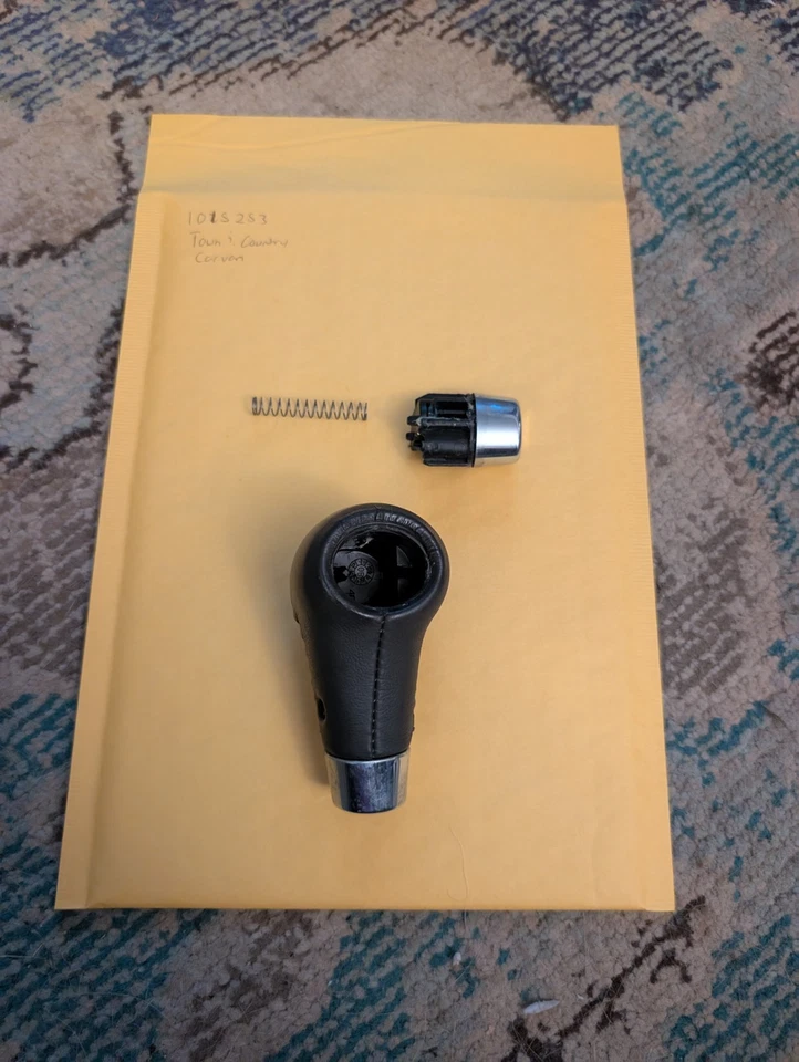 2008-2010 GRAND CARAVAN TOWN & COUNTRY SHIFTER KNOB HANDLE Black Leather OEM - Image 4 of 4