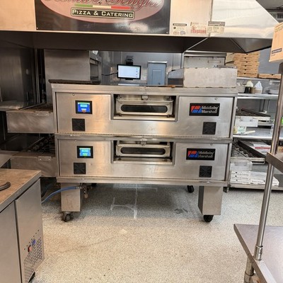 Middleby Marshall PS870 wow double Stack Conveyor Pizza Oven, 2 Deck Floor Model
