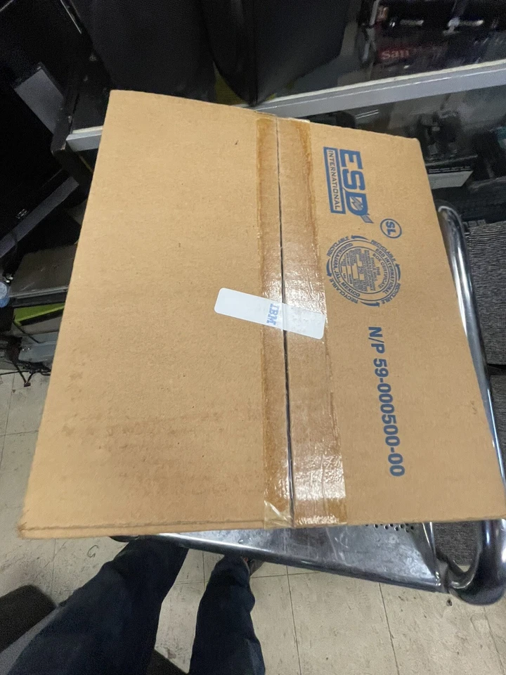 IBM Lenovo ThinkPad Port Replicator II 74P6733 Laptop Docking Station - Image 3 of 3