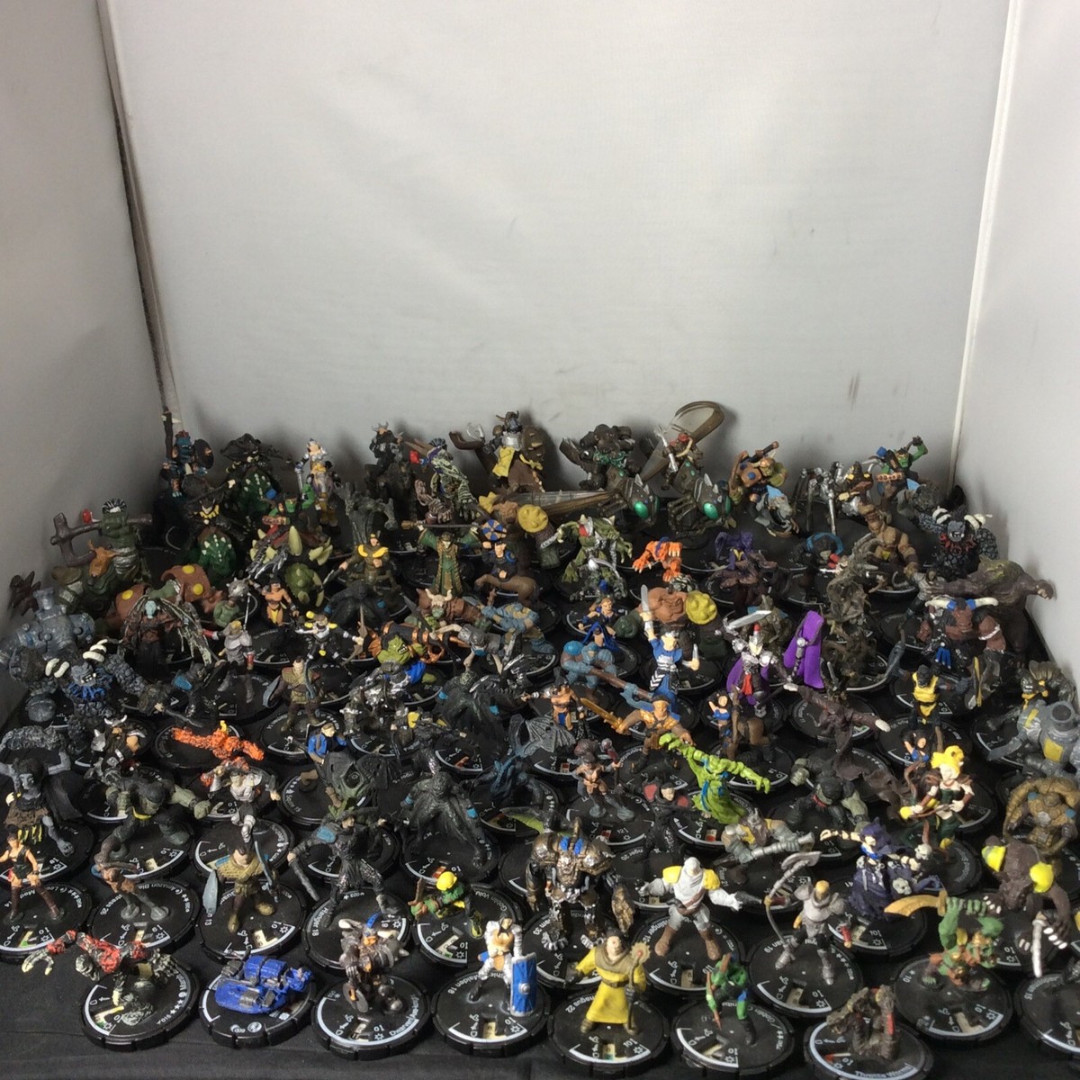 メイジナイト　フィギュア　WIZKIDS WizKids Mage Knight LOT OF Mixed Figures 100+ Vintage Wiz Kids