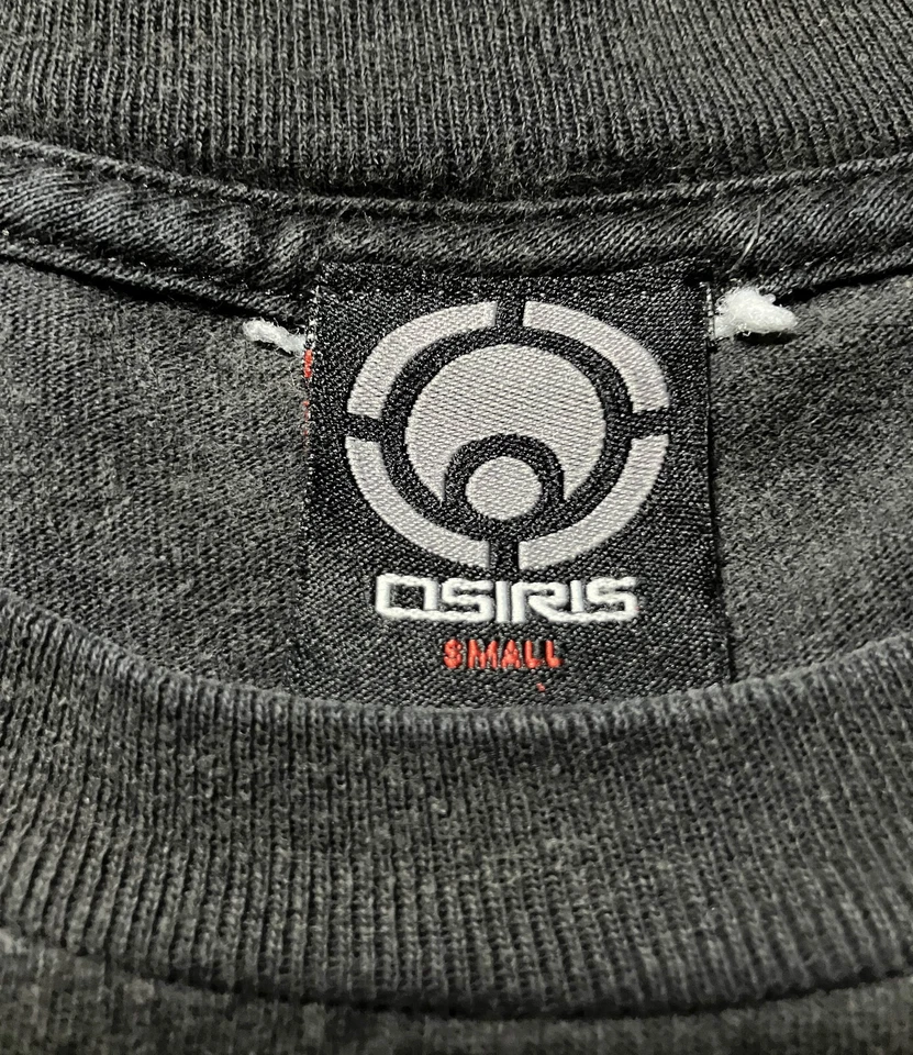Vintage Osiris Skateboard Shirt, 2000s, Size Small - Image 3 of 4