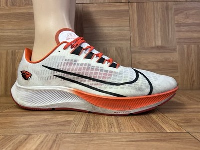 Sz 15 - Nike Air Zoom Pegasus 37 Oregon State Beavers Running