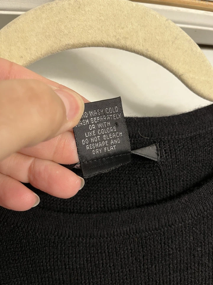 Suéter Sarah Spencer 100% Lana Merino Italiana Hecho en Australia Negro Clásico Foto 3 de 4