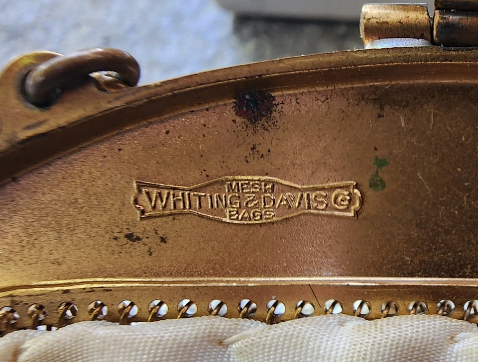  Vintage Whiting & Davis Cream Mesh Evening Bag In Original Box. 30s 50s Era - Image 4 of 4