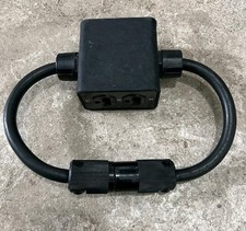 Hubbell 4 Plex Receptacle Outlet 15A Edison Feed Thru Quad Box Adapter