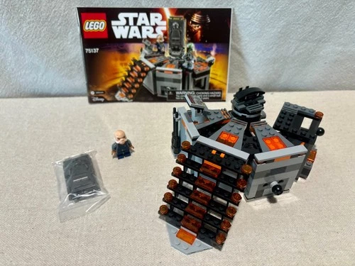 LEGO STARWARS: Carbon-Freezing Chamber (75137) adult owned