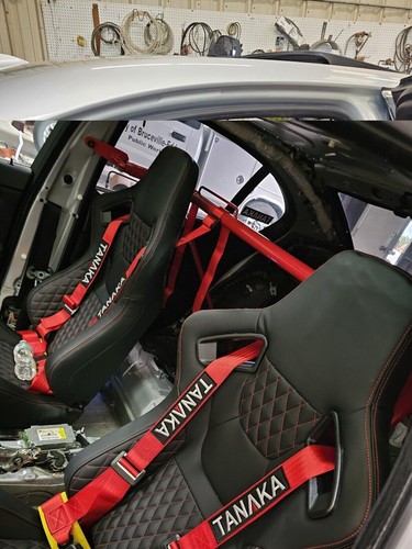 2 X TANAKA UNIVERSAL RED 4 POINT BUCKLE RACING SEAT BELT HARNESS - Picture 2 of 7
