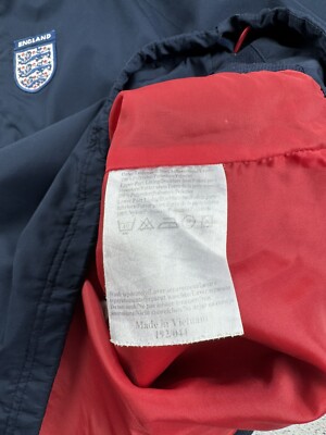 Vintage England 2006/2007 00S Soccer Football Track Suit