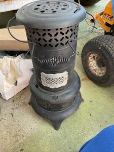 Vintage NESCO PERFECTION OIL Kerosene Heater MODEL 15 No Burner