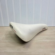 Vetta Vintage White Bicycle Saddle Road Racing Bike Seat Retro Steel Rails
