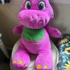Barney  s World BARNEY 25  Plush Stuffed Toy by Fisher Price