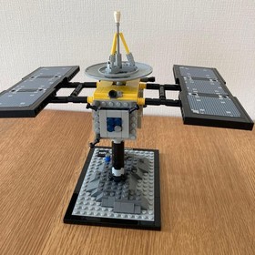 LEGO  Space Exploration Hayabusa 21101 In 2012