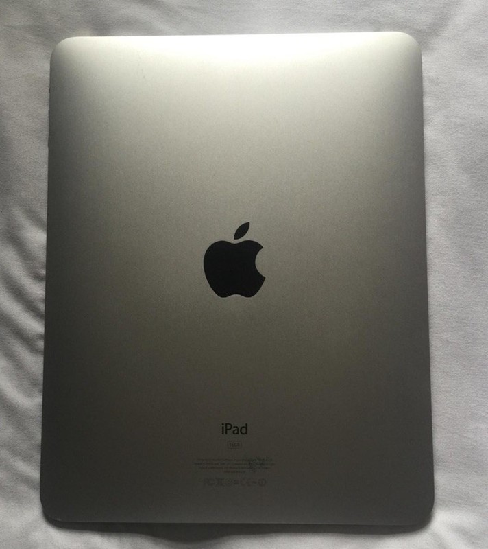 Apple iPad mini 1st Gen A1432 (Wi-Fi Only) 7.9 in, 16GB - Silver 3