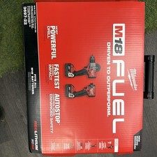 Milwaukee 3697-22 M18 FUEL 18V Hammer Drill a...