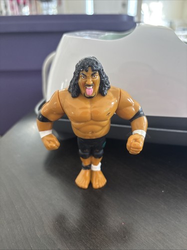 WWF Hasbro Samu Head Shrinkers Wrestling Figure Vi...