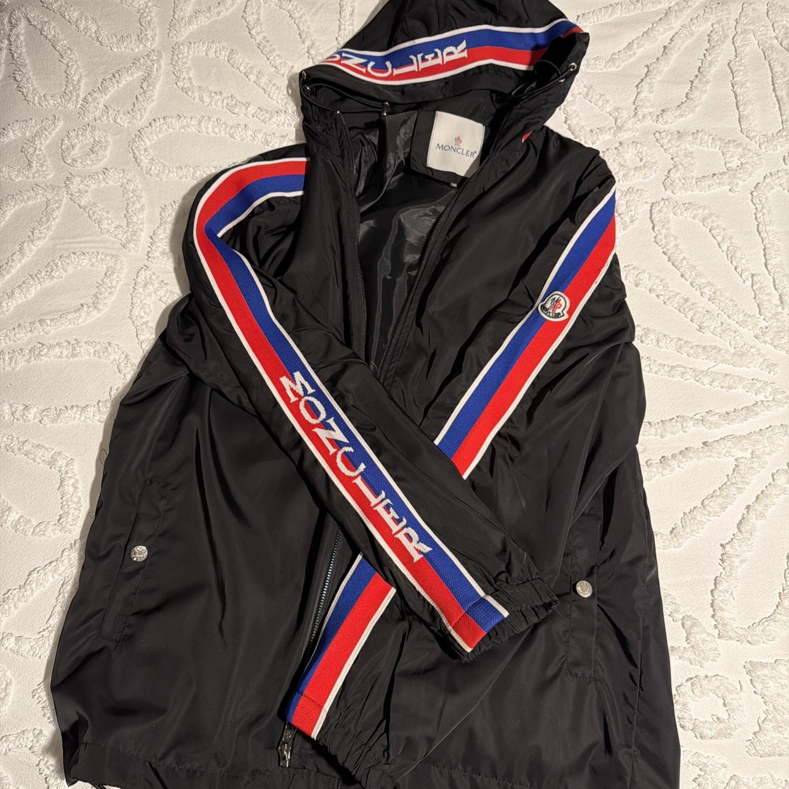 Men’s Moncler Hooded Jacket Windbreaker XL image 1