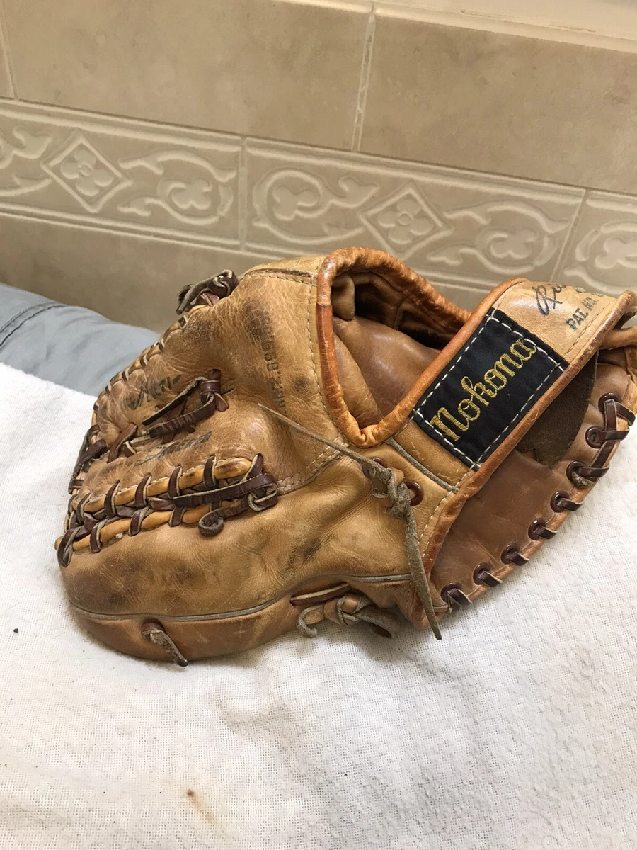 Nokona TST40 Don Mossi 11 Youth Trapeze Baseball Softball Glove