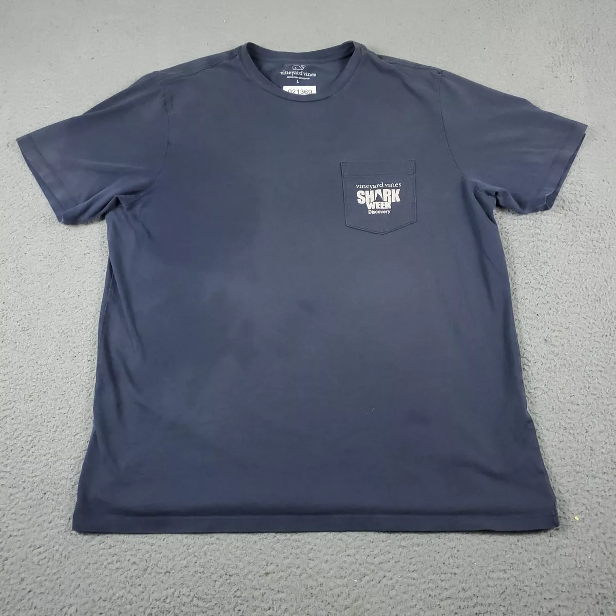 Vineyard vines shop shark week shirts