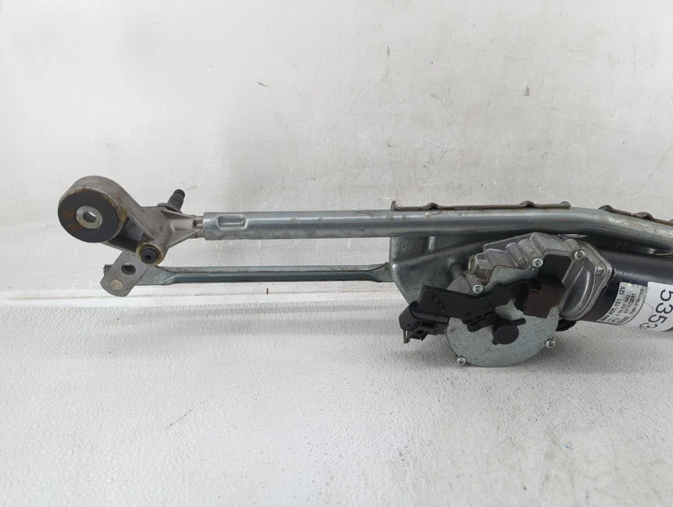 Mercedes-benz Ml250 Front Windshield Wiper Motor R5XYE - Image 2 of 4