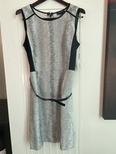 Tahari size 10 Black White Sleeveless Dress Macy's New with Tag Form Fit Belt
