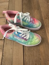 HEELYS - Girls Rainbows And Hearts Tie Dye Wheels - SIZE 3