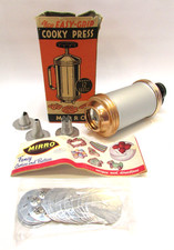 Vintage 1940's Mirro Alumilite Aluminum 2789-AM Turn Knob Cooky Cookie Press Set