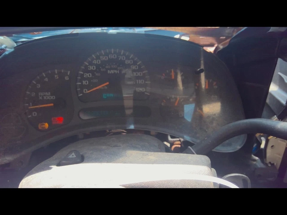 (LOCAL PICKUP ONLY) Fuel Tank 8-323 VIN J 8th Digit Opt LY5 Fits 04-09 YUKON XL Foto 3 de 4