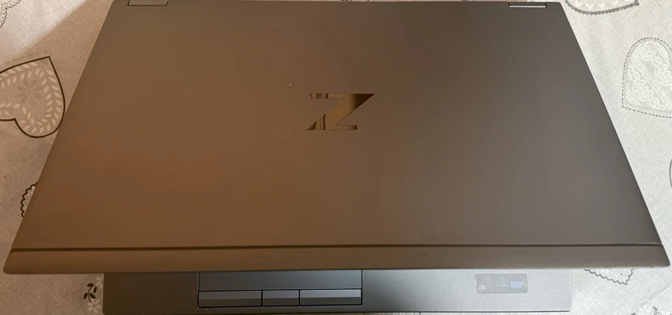 HP ZBOOK FURY 15-G7-15,6”FHD-I7-10750H-SSD512-64GB RAM DDR4-NVIDIA QUADRO T1000 - Immagine 4 di 4