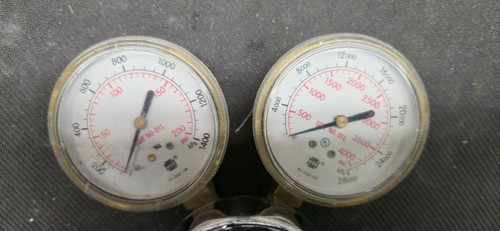 Harris Model 25GX-145-540 2.5" Single Stage Oxygen Regulator (3000510) - Picture 2 of 8