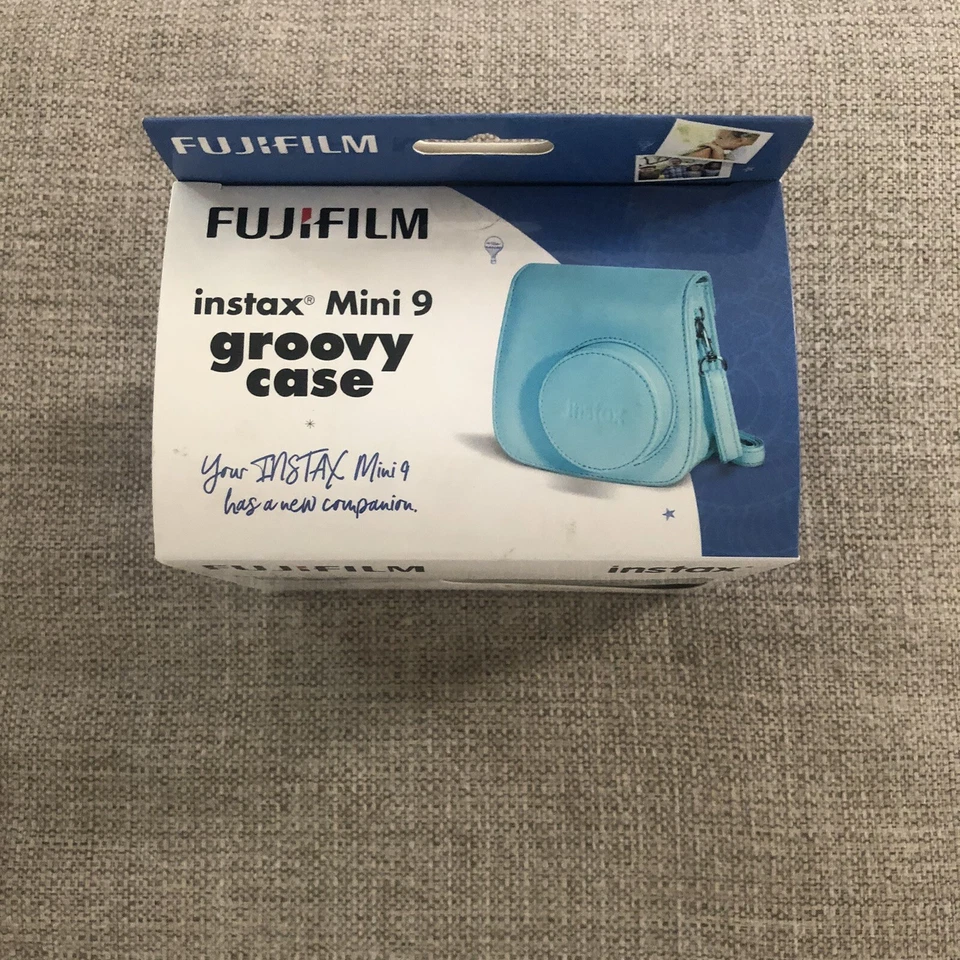FujiFilm Instax Mini 9 Groovy Case in Smokey White New In Box - Image 3 of 4