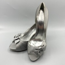 David's Bridal Women's Maribelle Lt Silver 4" High Heel Shoes Sz 11M Peep Toes 