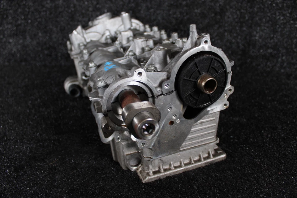 MERCEDES C E GLE CLASS Cylinder Head W/Camshafts Right RH A2760100913 13 18 OEM Foto 4 de 4