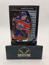 Connor McDavid 2015-16 OPC Platinum Marquee Rookie Card. rookie card picture