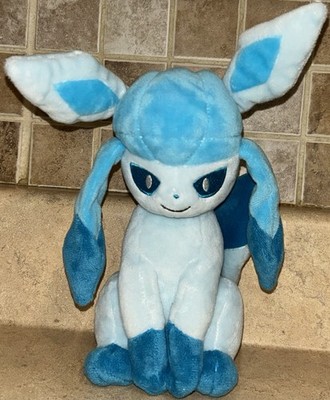 Nintendo Pokémon Glaceon Plush 8 1/2  Tall Toy San-Ei Co.  POCKET MONSTERS