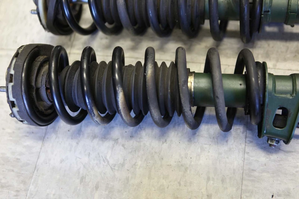 Conjunto de amortiguadores traseros/puntal Porsche 993 Monroe L&R 99333305134 99333305234 G5 Foto 3 de 4