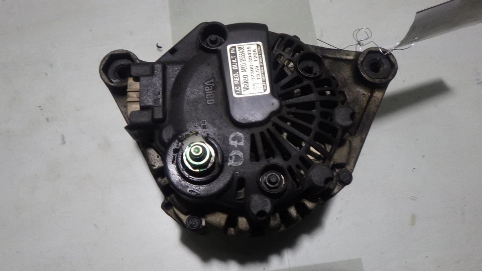 Alternador KIA SEDONA 04 Foto 3 de 4