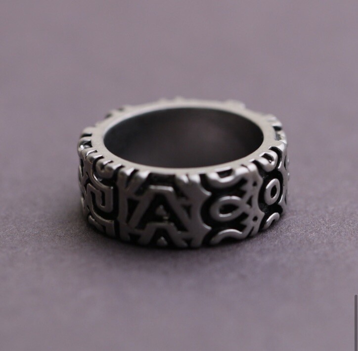 Marc Jacob the monogram engraved ring size 7 | eBay