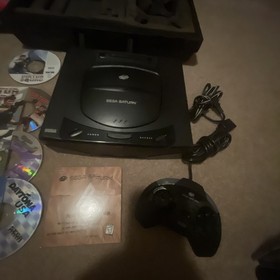 Sega Saturn Console with 5 Games  2 Controllers And Carry Case Lot Please Read