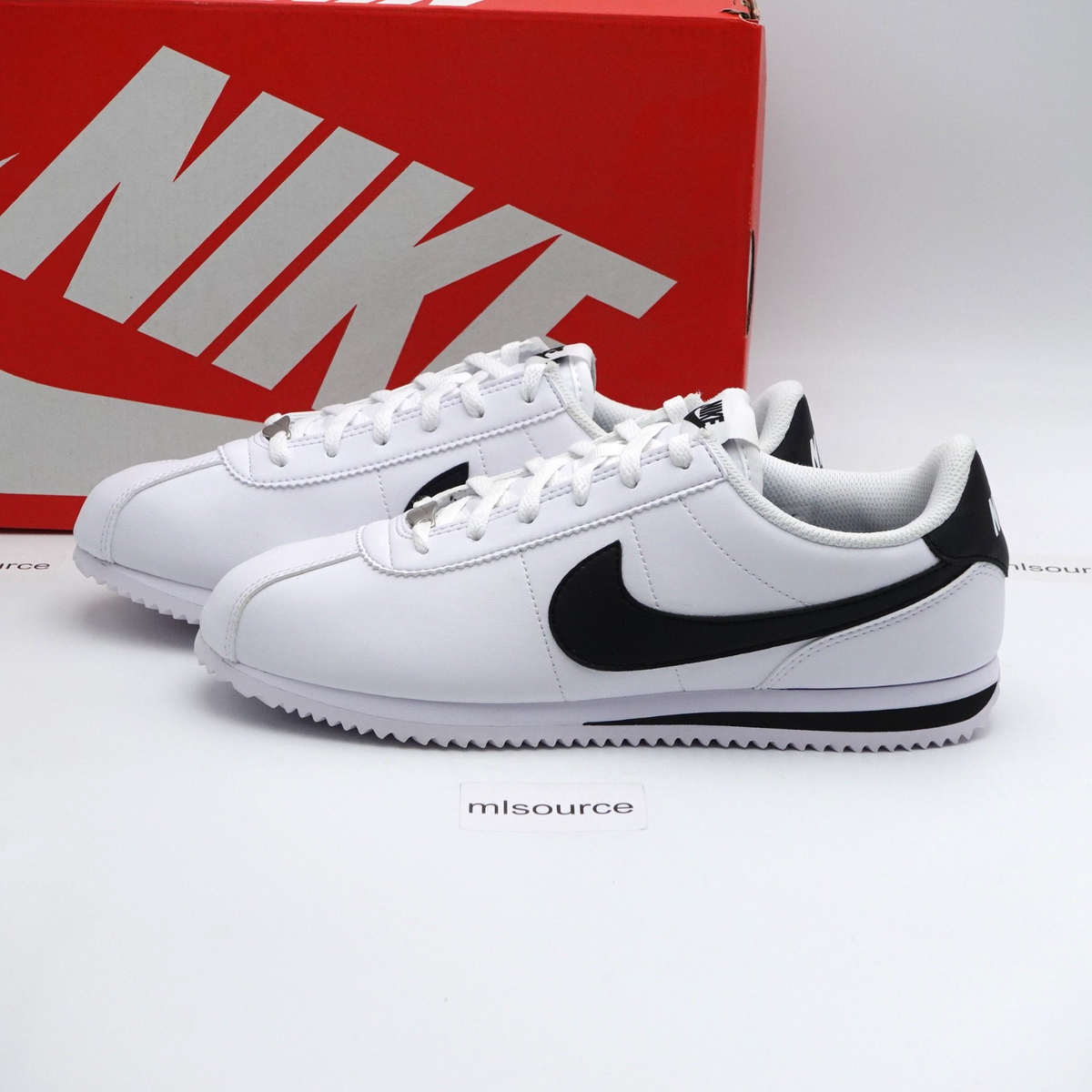 Size 6.5Y Youth / 8 Women's Nike Cortez Sneakers DM0950-108 White